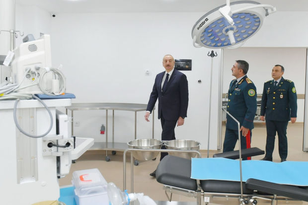 İlham Əliyev Bakıda DSX-nin yeni hərbi hospital kompleksinin açılışında iştirak edib